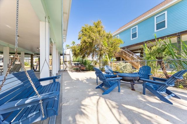 22032 Matagorda Drive, Galveston, TX 77554