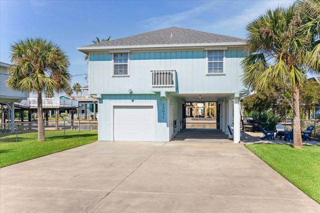 22032 Matagorda Drive, Galveston, TX 77554