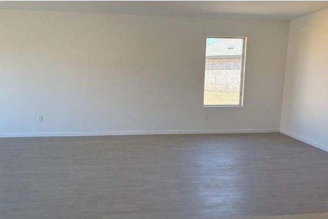 9332 SW 19th Street, Mustang, OK 73128