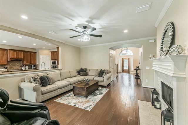 25243 Piney Heights Lane, Spring, TX 77389