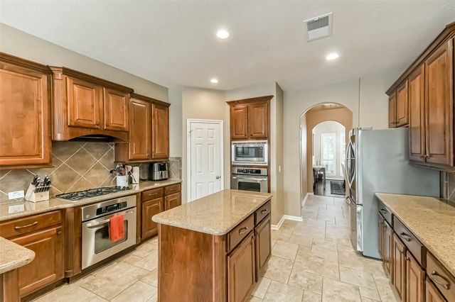 25243 Piney Heights Lane, Spring, TX 77389