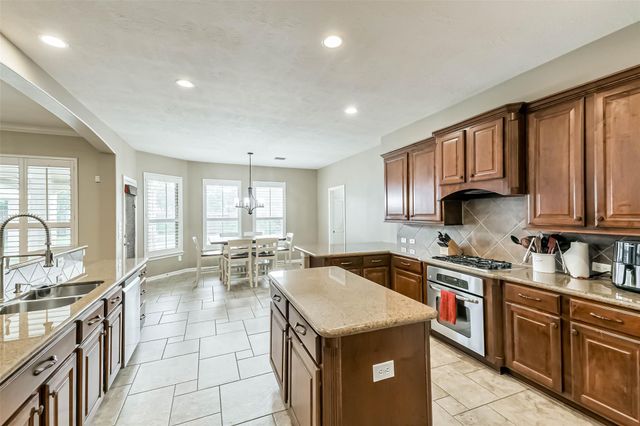 25243 Piney Heights Lane, Spring, TX 77389