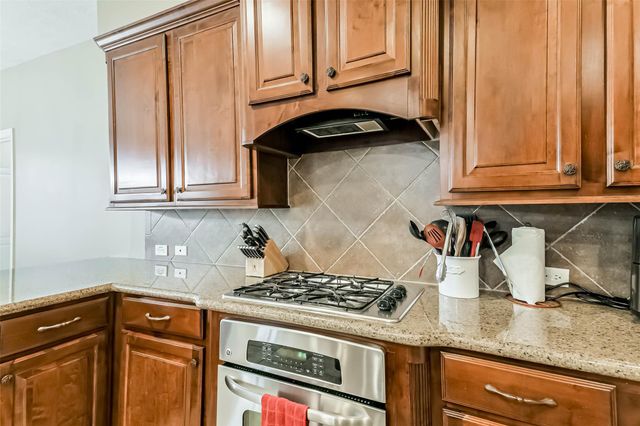 25243 Piney Heights Lane, Spring, TX 77389