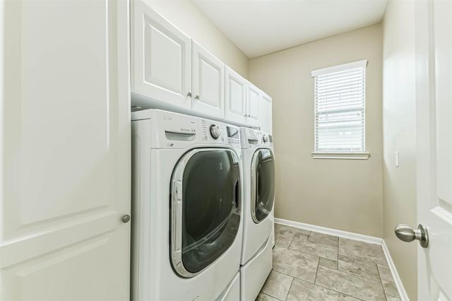 25243 Piney Heights Lane, Spring, TX 77389