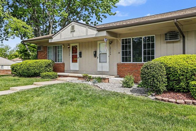 25176 Potomac Drive 2, South Lyon, MI 48178