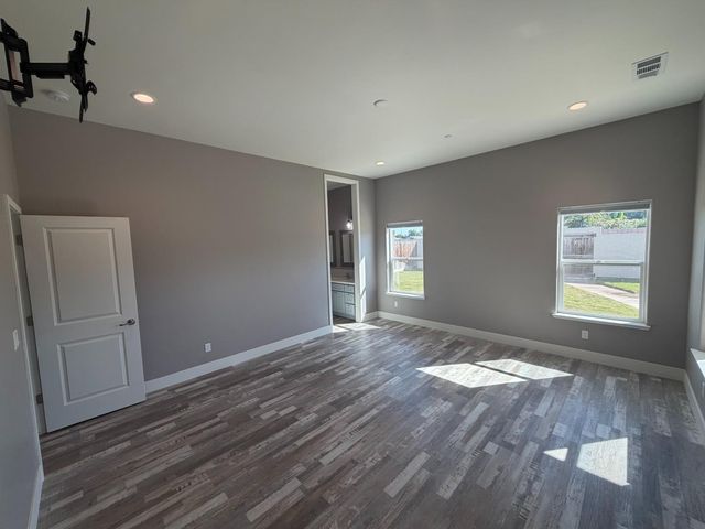 3716 Sierra St, Riverbank, CA 95367
