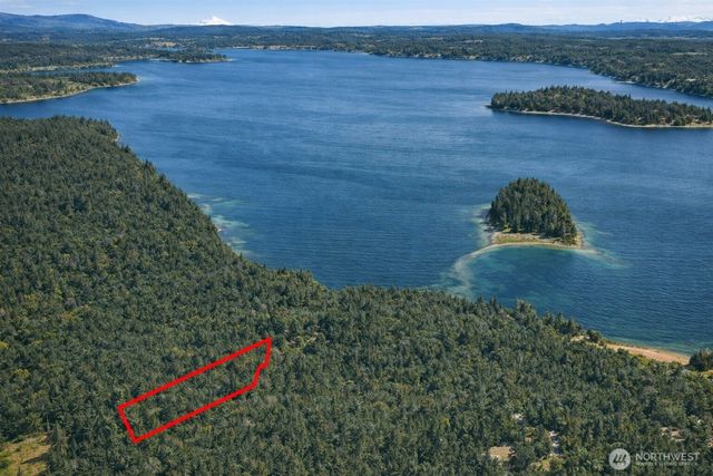 705 E Colonel Wright Road, Shelton, WA 98584