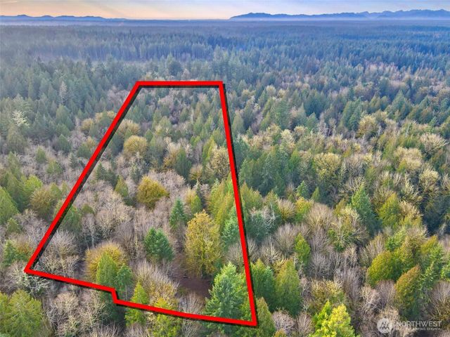 705 E Colonel Wright Road, Shelton, WA 98584