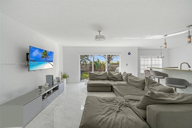 16546 SW 103rd Lane, Miami, FL 33196