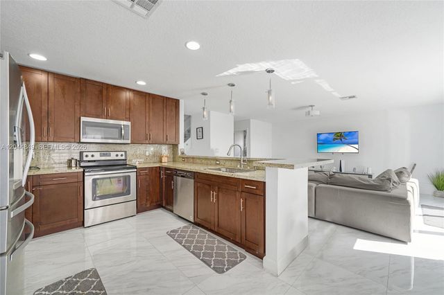 16546 SW 103rd Lane, Miami, FL 33196