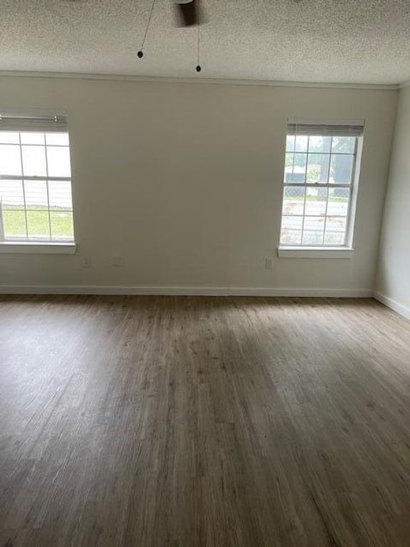 Image 7 of property listing at 206 Van Zandt Street, San Angelo, TX 76905
