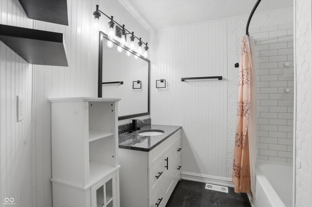 7507 Choate Court, Indianapolis, IN 46254