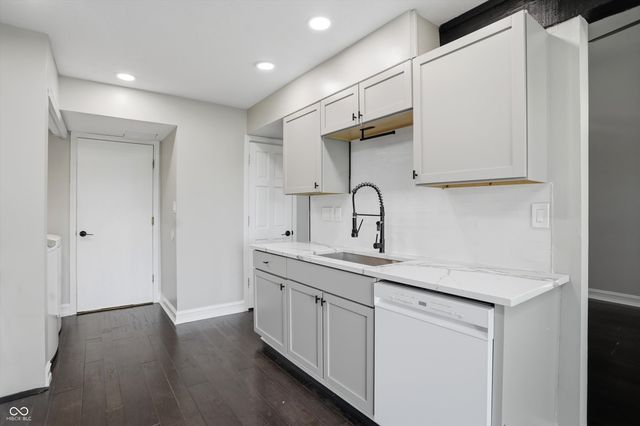 7507 Choate Court, Indianapolis, IN 46254