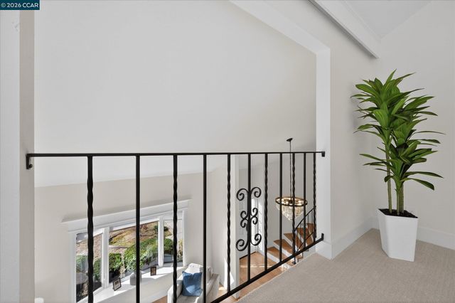 218 Mountaire Cir, Clayton, CA 94517