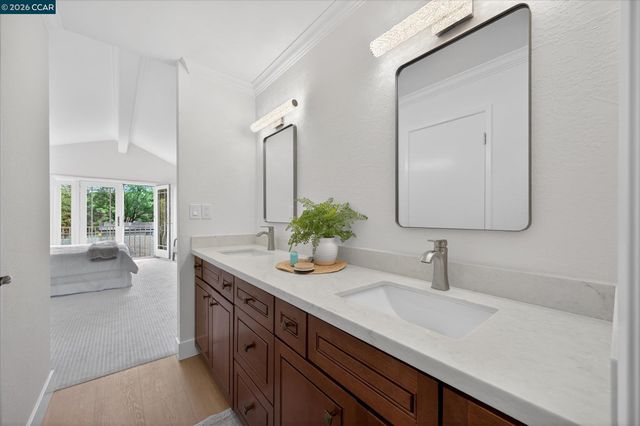 218 Mountaire Cir, Clayton, CA 94517