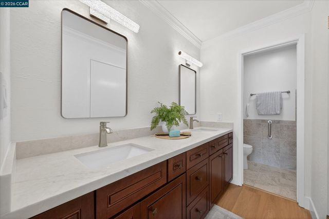 218 Mountaire Cir, Clayton, CA 94517