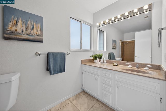 218 Mountaire Cir, Clayton, CA 94517