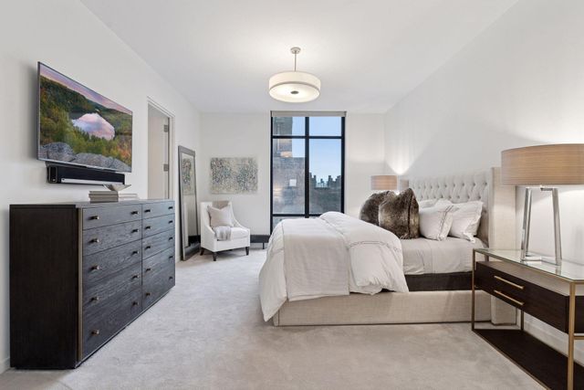 201 S 11th Street 1000, Minneapolis, MN 55403