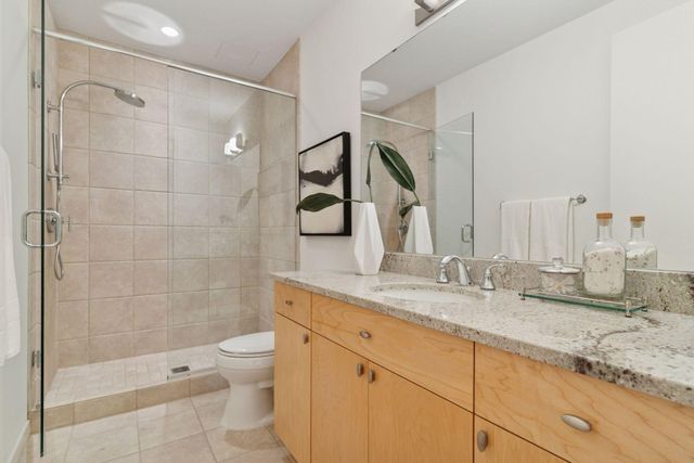 201 S 11th Street 1000, Minneapolis, MN 55403