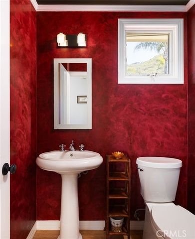 31953 10th Avenue, Laguna Beach, CA 92651