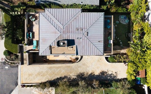 31953 10th Avenue, Laguna Beach, CA 92651