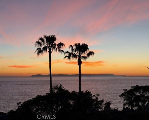 31953 10th Avenue, Laguna Beach, CA 92651