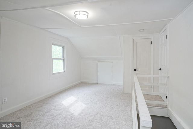 323 JACKSON AVE, Magnolia, NJ 08049