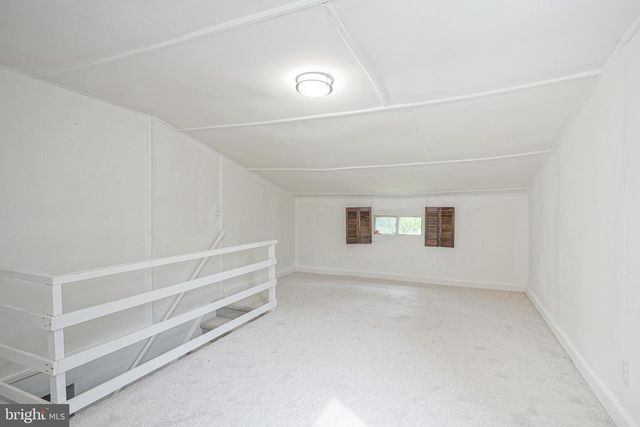 323 JACKSON AVE, Magnolia, NJ 08049