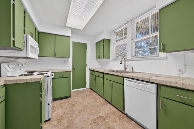 1616 CRESCENT RIDGE ROAD, Daytona Beach, FL 32118