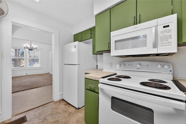 1616 CRESCENT RIDGE ROAD, Daytona Beach, FL 32118