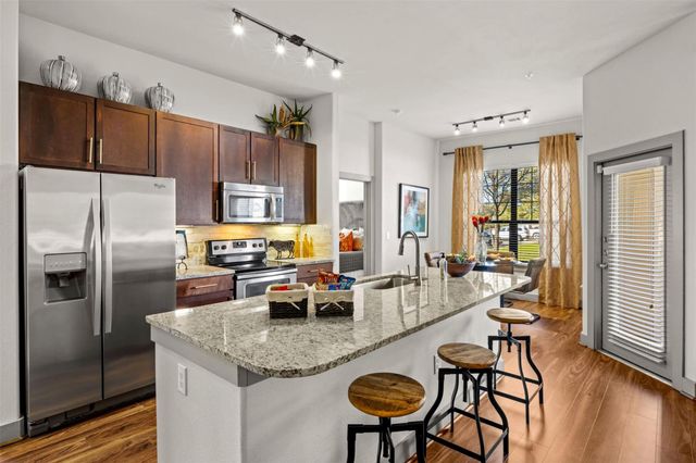 8100 Anderson Mill RD 02302, Austin, TX 78729