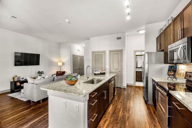 8100 Anderson Mill RD 02302, Austin, TX 78729