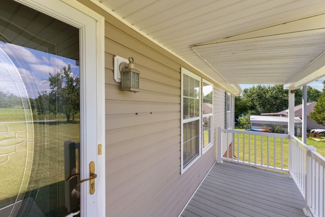 228A T G T Rd, Portland, TN 37148