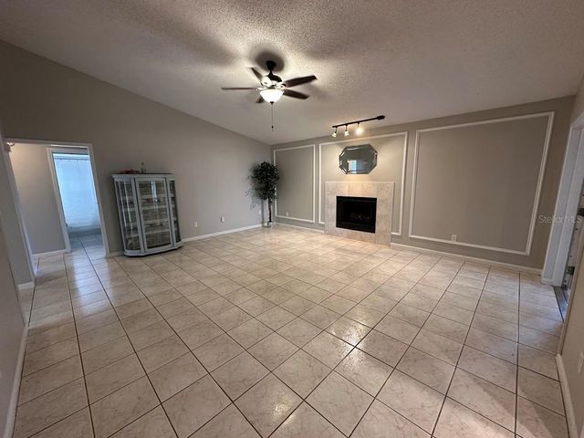 17644 MEADOWBRIDGE DRIVE, Lutz, FL 33549