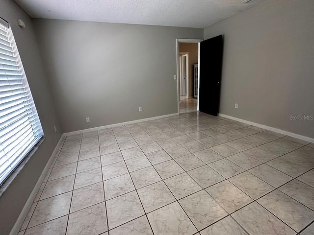 17644 MEADOWBRIDGE DRIVE, Lutz, FL 33549