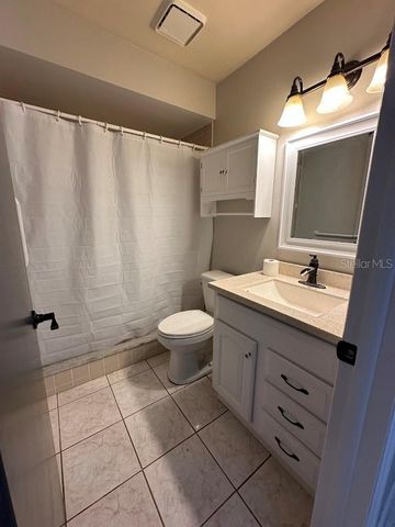 17644 MEADOWBRIDGE DRIVE, Lutz, FL 33549