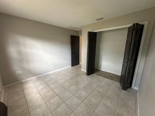 17644 MEADOWBRIDGE DRIVE, Lutz, FL 33549