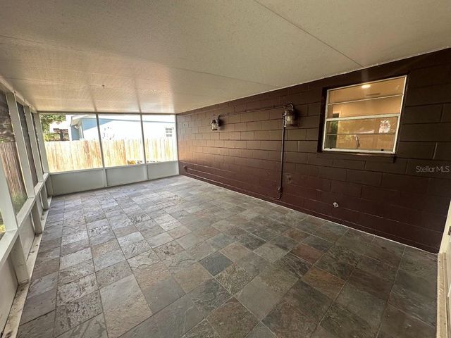 17644 MEADOWBRIDGE DRIVE, Lutz, FL 33549