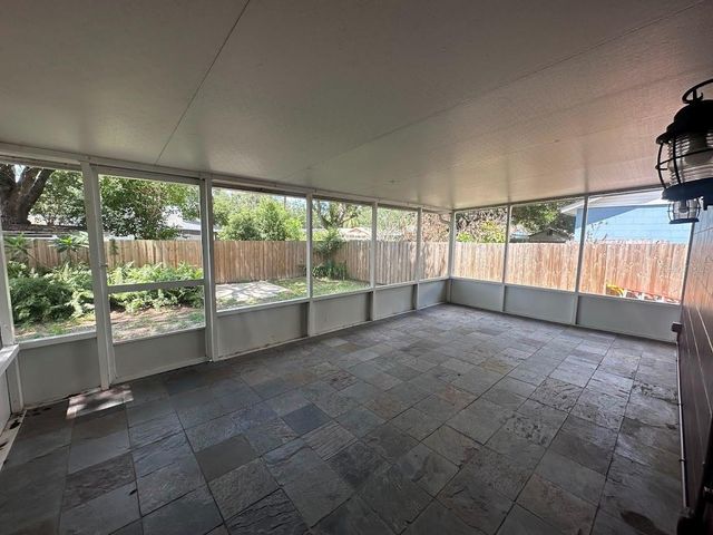 17644 MEADOWBRIDGE DRIVE, Lutz, FL 33549