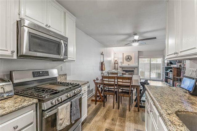 6017 Oldenberg, Simi Valley, CA 93063