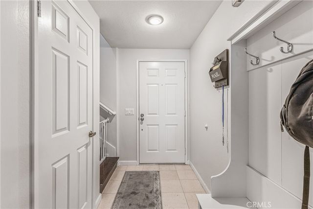 6017 Oldenberg, Simi Valley, CA 93063
