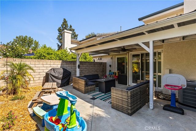 6017 Oldenberg, Simi Valley, CA 93063