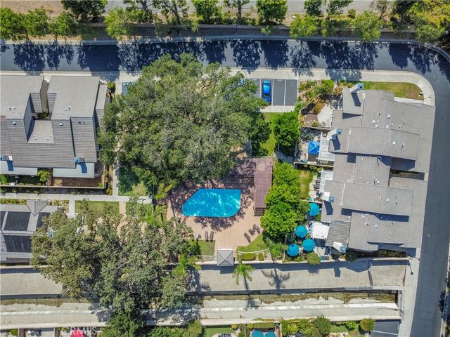 6017 Oldenberg, Simi Valley, CA 93063
