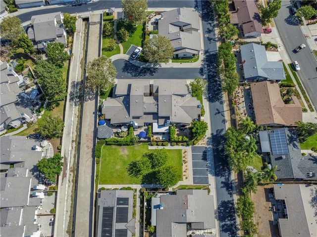 6017 Oldenberg, Simi Valley, CA 93063