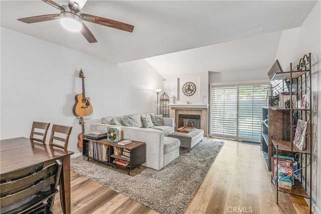 6017 Oldenberg, Simi Valley, CA 93063