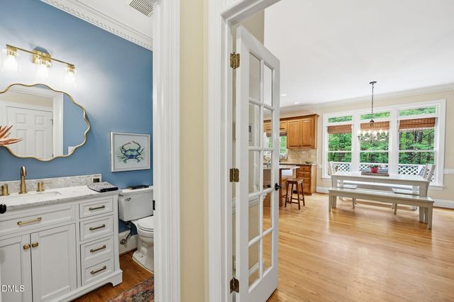 424 Grosvenor Drive, Raleigh, NC 27615