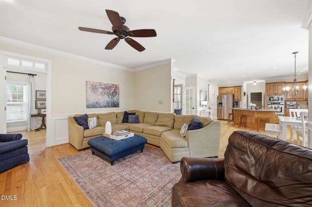 424 Grosvenor Drive, Raleigh, NC 27615