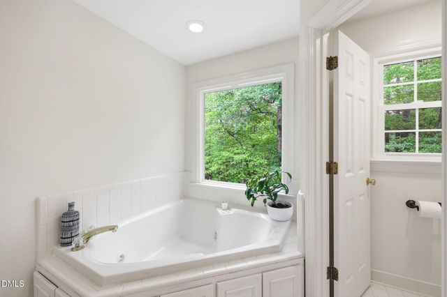424 Grosvenor Drive, Raleigh, NC 27615
