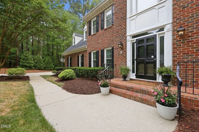 424 Grosvenor Drive, Raleigh, NC 27615
