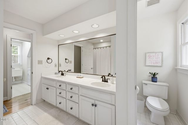 424 Grosvenor Drive, Raleigh, NC 27615
